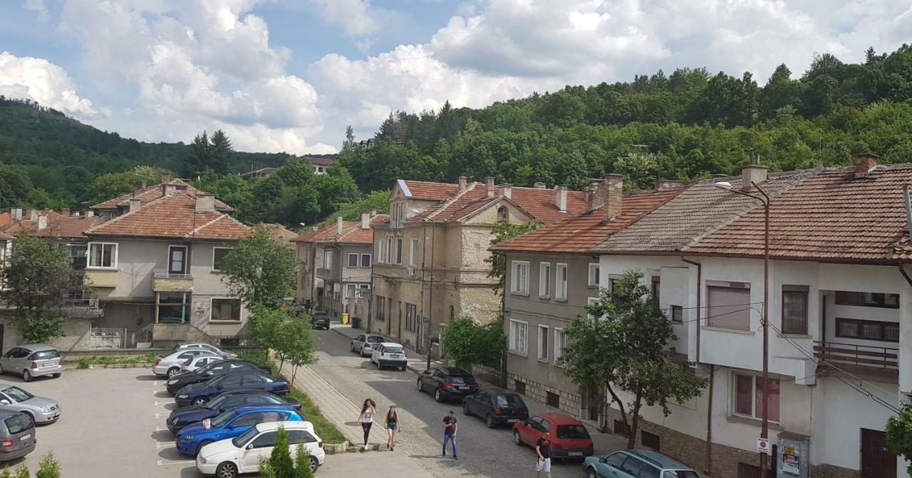 Часовника Hotel Трявна Екстериор снимка