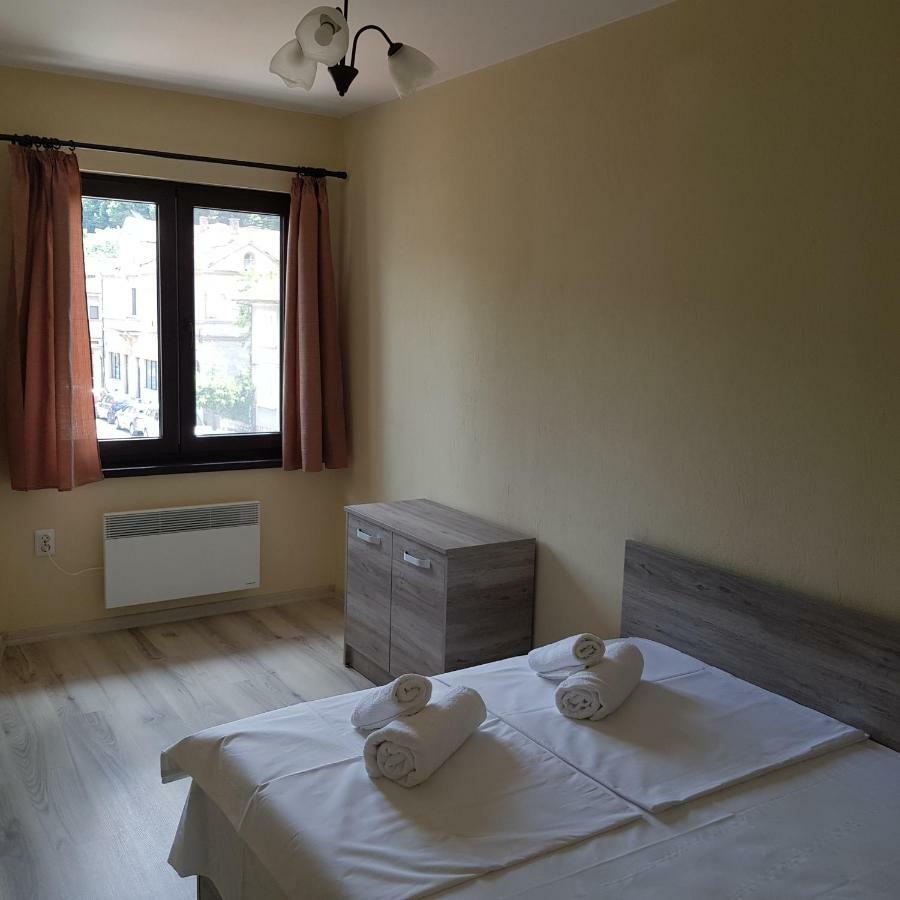 Часовника Hotel Трявна Екстериор снимка