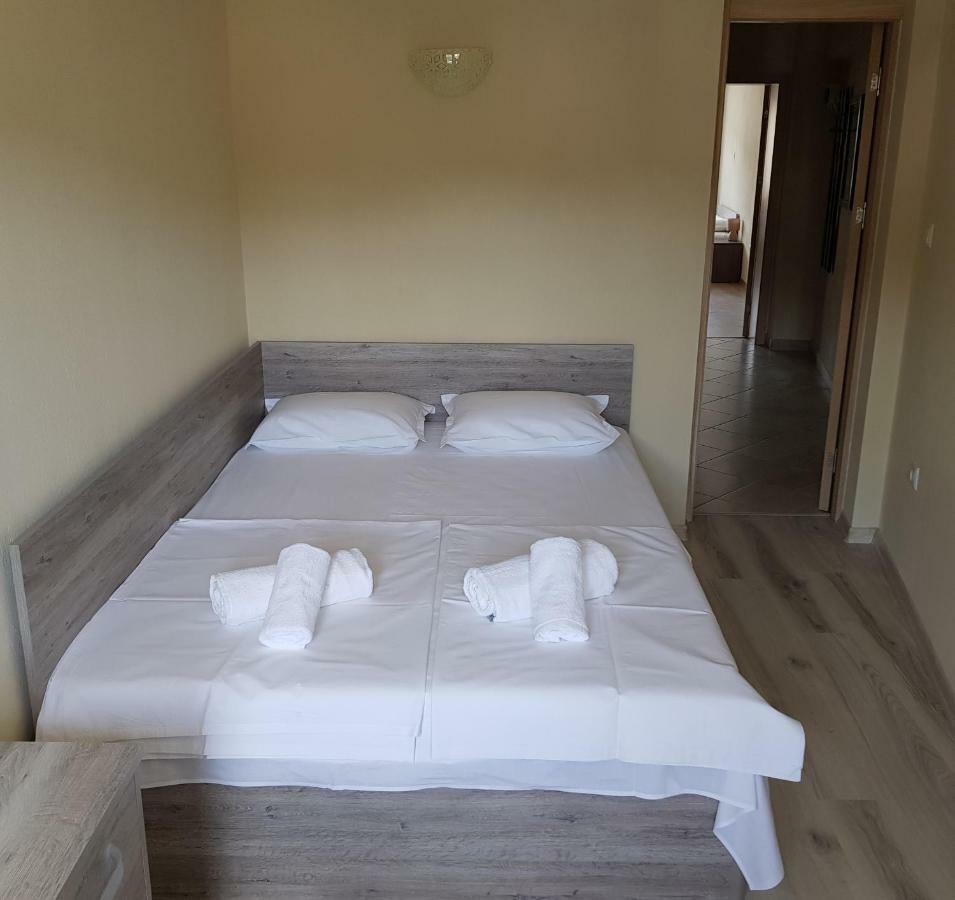 Часовника Hotel Трявна Екстериор снимка